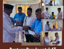 Bantuan Pemda untuk 17 Jamaah Haji Halut oleh Kasman Hj Ahmad di Asrama Haji Kota Ternate.