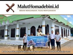 PT Bank Maluku Malut Serahkan Hewan Kurban untuk Masjid Jami Al-Muttaqin Gorua