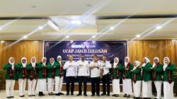 WABUP KASMAN HADIRI UCAP JANJI KELULUSAN SARJANA KEBIDANAN FKK UMJ, 74 MAHASISWA HALUT IKUTI SECARA DARING
